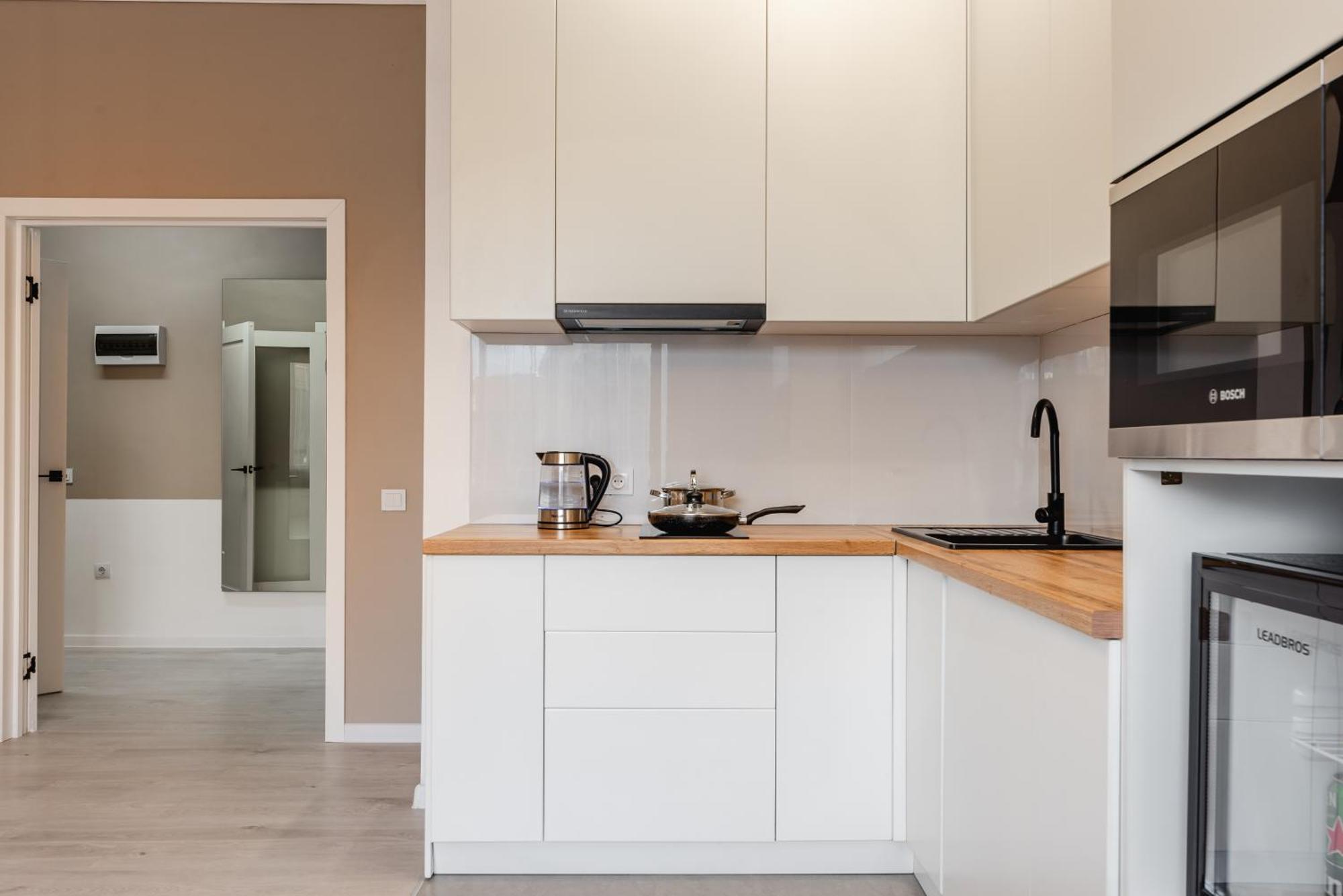 Five Business-Class Rooms In R-House Near Mega Center Alma-Ata Exteriör bild
