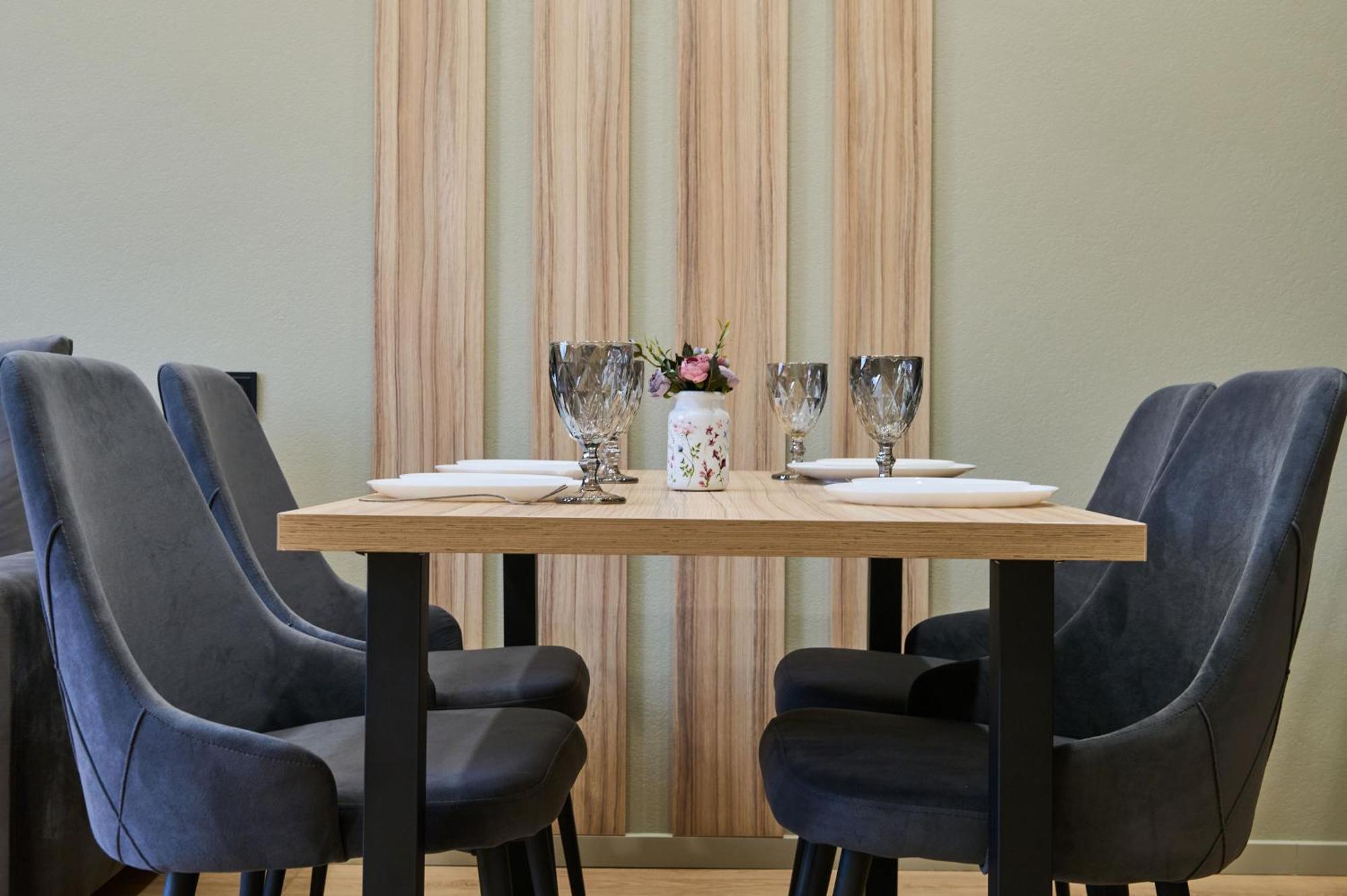 Five Business-Class Rooms In R-House Near Mega Center Alma-Ata Exteriör bild